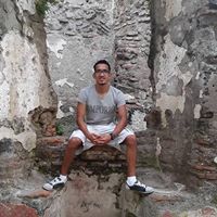 Jerry Rosales Photo 6