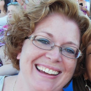 Christine Howard Photo 18