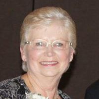 Beverley Harper Photo 6