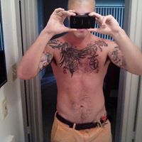Christian Brown Photo 7
