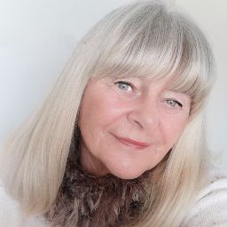 Sue Barlow Photo 9