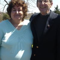 Teri Becker Photo 7