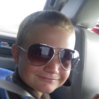 Riley Banks Photo 7