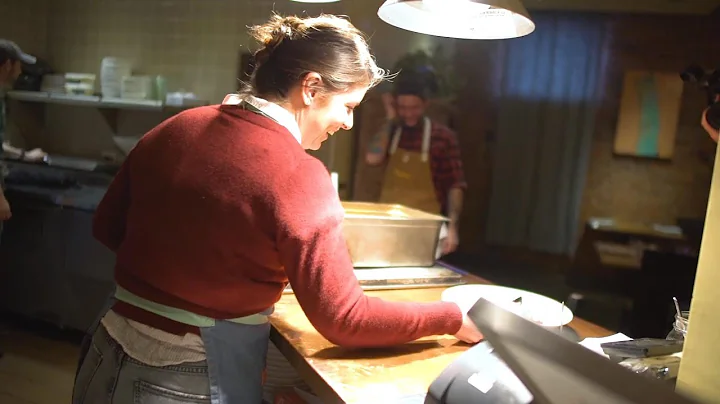 Vivian Howard Photo 27