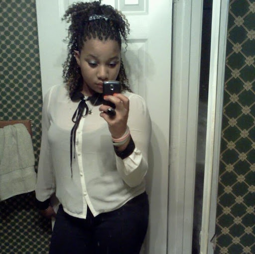 Jessica Cary Photo 11