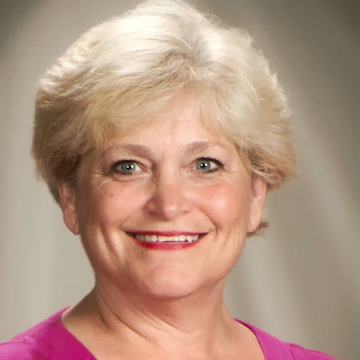 Linda Benton Photo 13