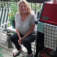 Lynda Lambert Photo 3