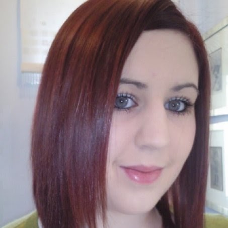 Lucy Williams Photo 13