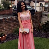 Emma Yates Photo 2