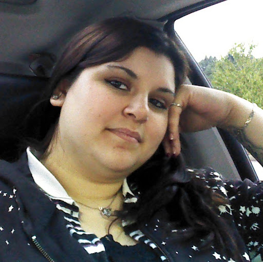 Stephanie Pickett Photo 15