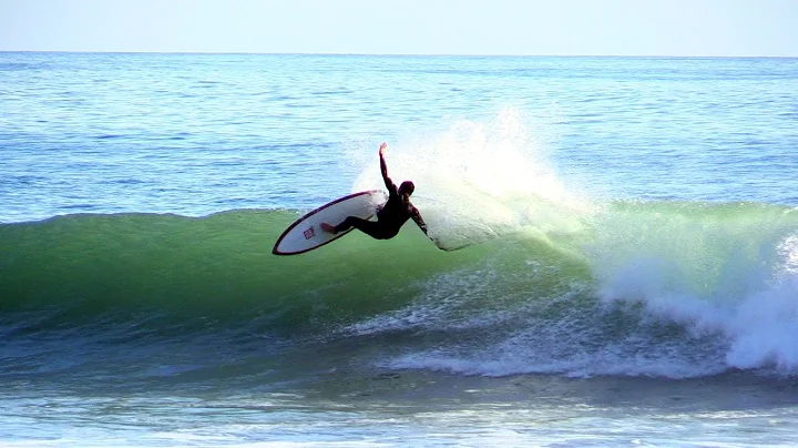 Derek Travers Photo 18