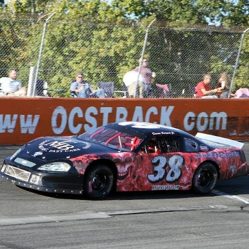 Dennis Sargent Photo 9