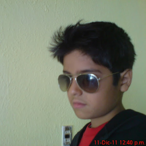 Damian Rivas Photo 16