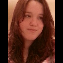 Holly Mooney Photo 9