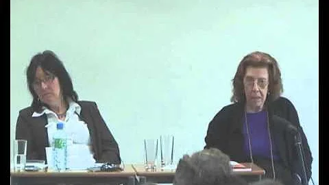 Lynne Ellis Photo 30