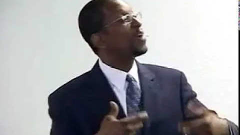 Vincent Moore Photo 33
