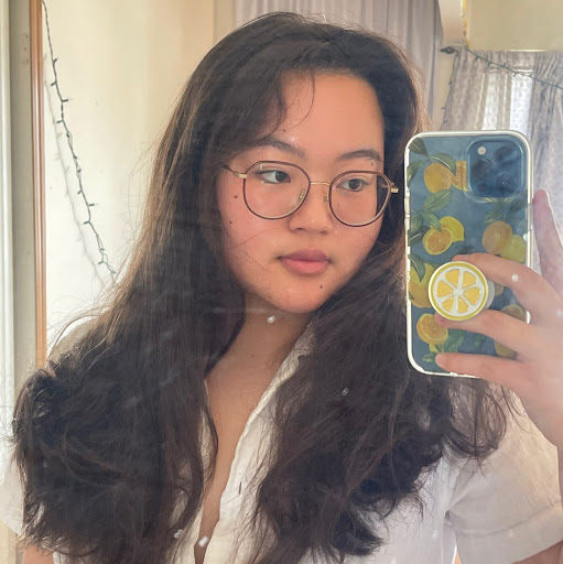 Victoria Tran Photo 11