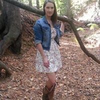 Melissa Bennett Photo 7