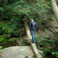 Derek Stahl Photo 1