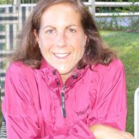 Stephanie Farr Photo 8