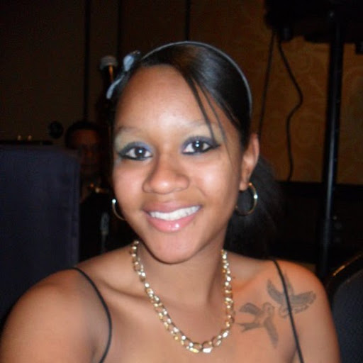 Briana Buckner Photo 6