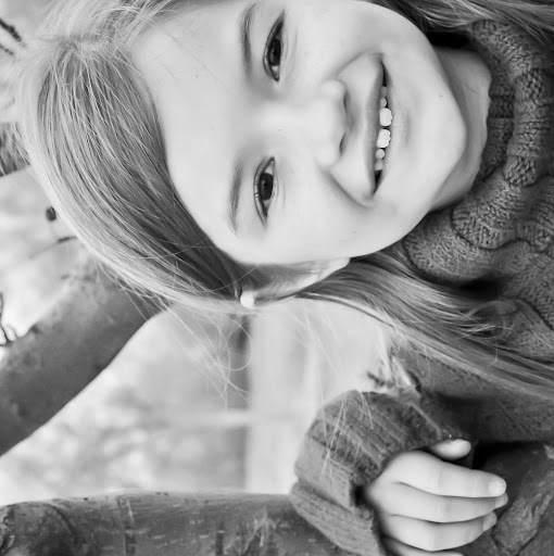 Annie Cook Photo 11