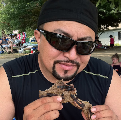 Marvin Quintanilla Photo 14