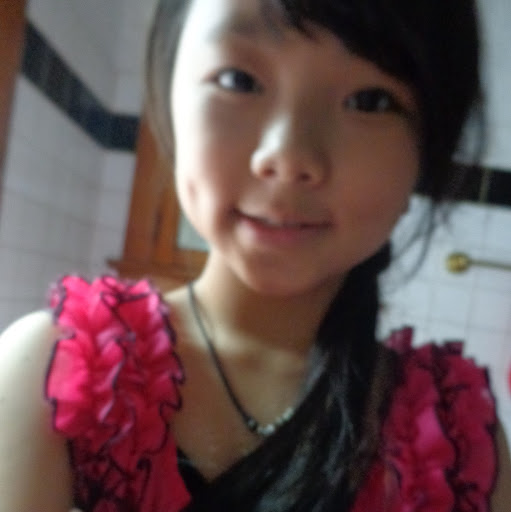 Kalia Yang Photo 15