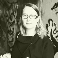 Jodi Hodge Photo 7