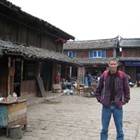 Ian Hutchison Photo 4