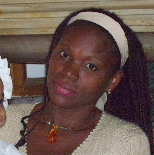 Mireya Reyes Photo 12