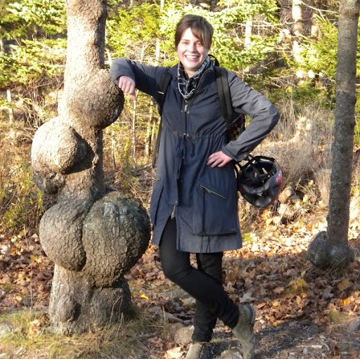 Laura Roy Photo 10