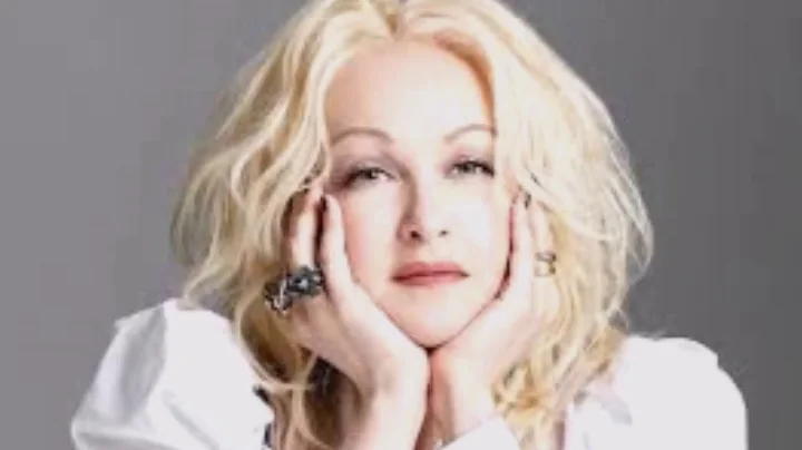 Cyndi Moore Photo 37
