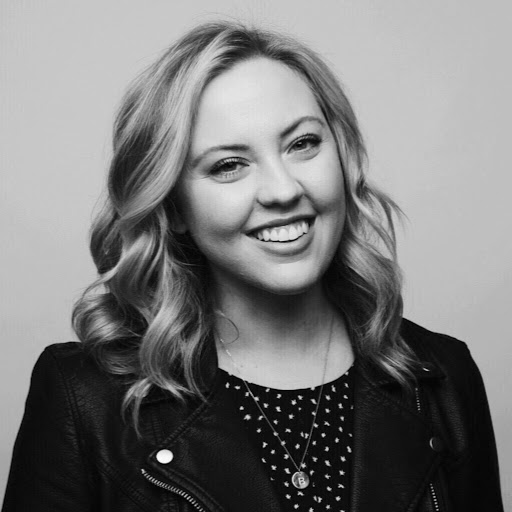 Brittany Austin Photo 9