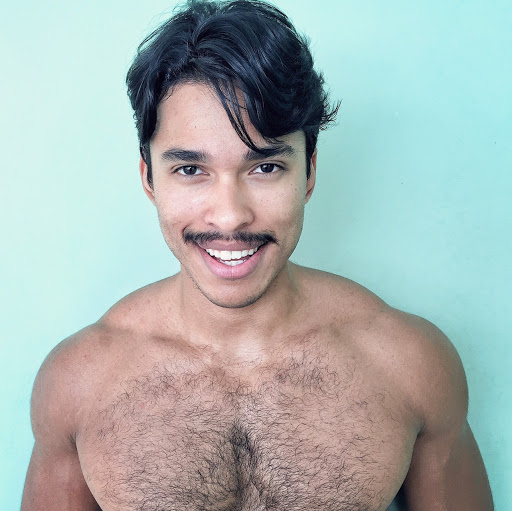 Douglas Aguiar Photo 10