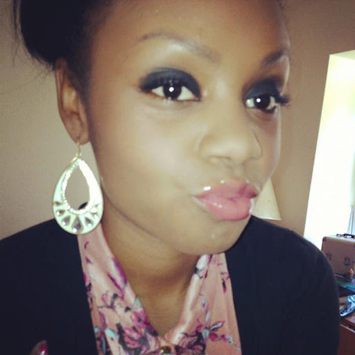 Tia Vance Photo 6
