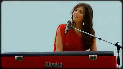 Paula Caruso Photo 26