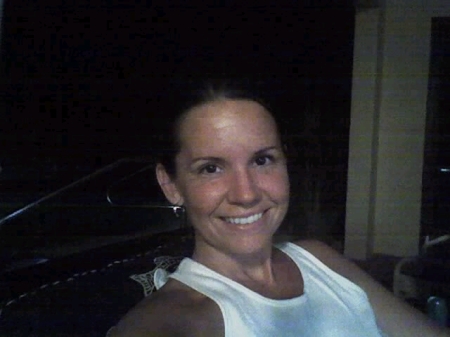 Elizabeth Strickland Photo 17