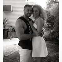 Aaron Hilton Photo 6