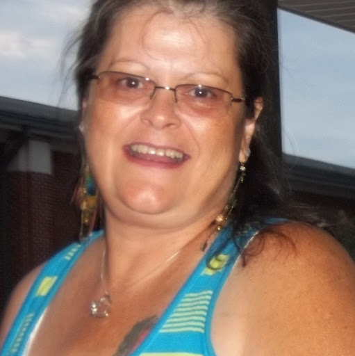 Elizabeth Hope Photo 16