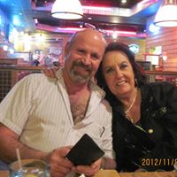 Linda Desrosiers Photo 6