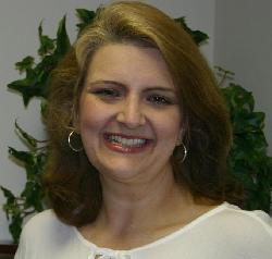Laura Sellers Photo 17