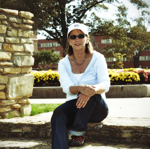Gayle Barrett Photo 8