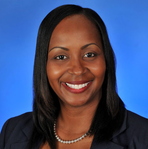 Candace Harper Photo 15