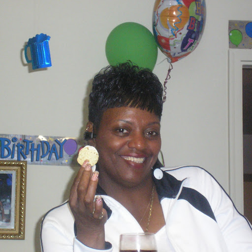 Wanda Riley Photo 9