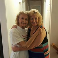 Laurie Tompkins Photo 5