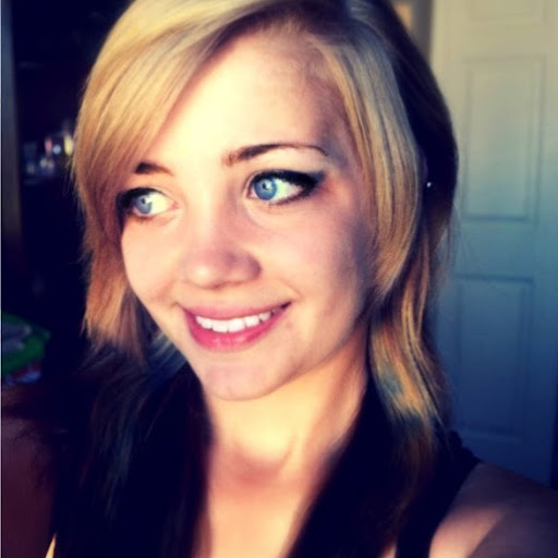 Amber Nowak Photo 12