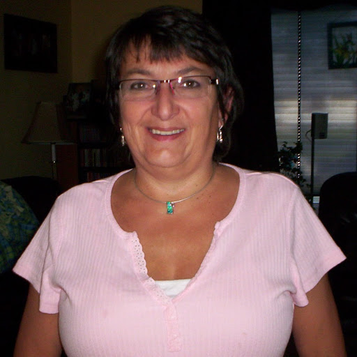 Linda Desrosiers Photo 11
