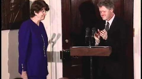 Janet Clinton Photo 23