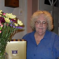 Betty Cartwright Photo 7